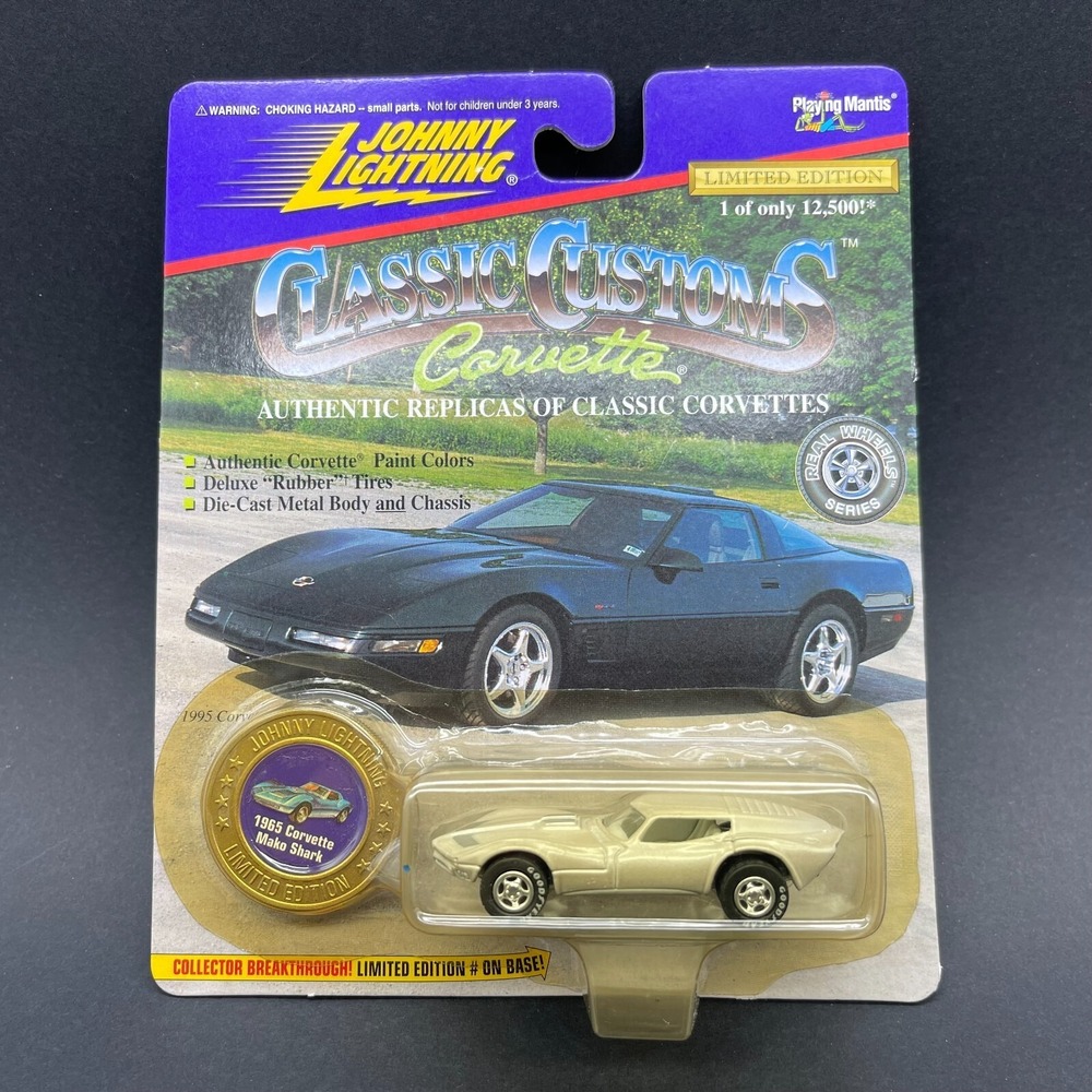 Johnny Lightning Classic‎ Customs 1965 Chevrolet Chevy Corvette Mako Shark 1/64